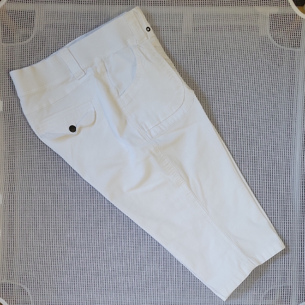 Relaxed Fit Bermunda Shorts